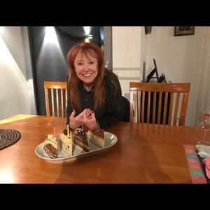 Meet your Posher, Beverly